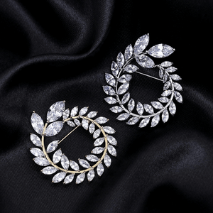 How to Choose the Perfect Anniversary Gift for Your Girlfriend