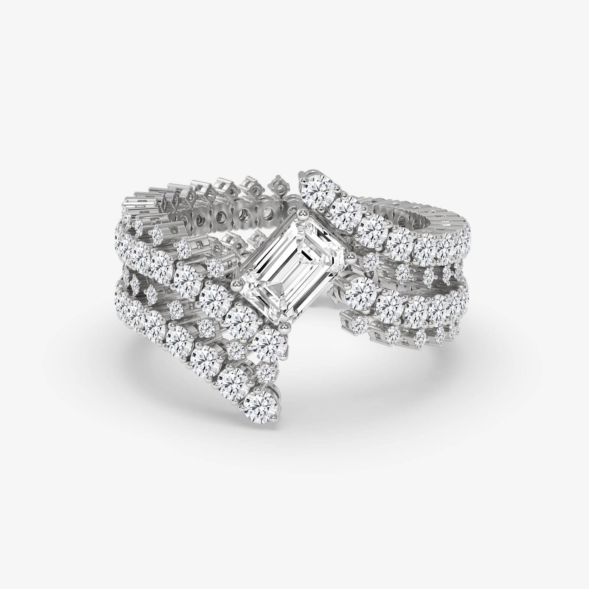 Captivating Emerald and Diamond Ring in Yellow Gold