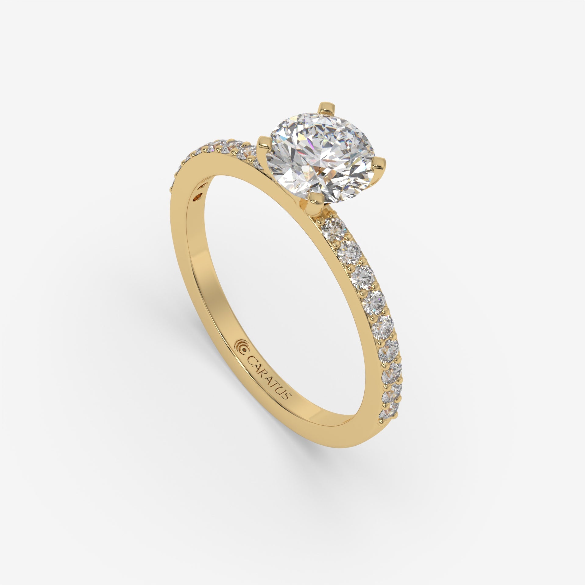 Cushion-cut diamond Ring in Yellow Gold