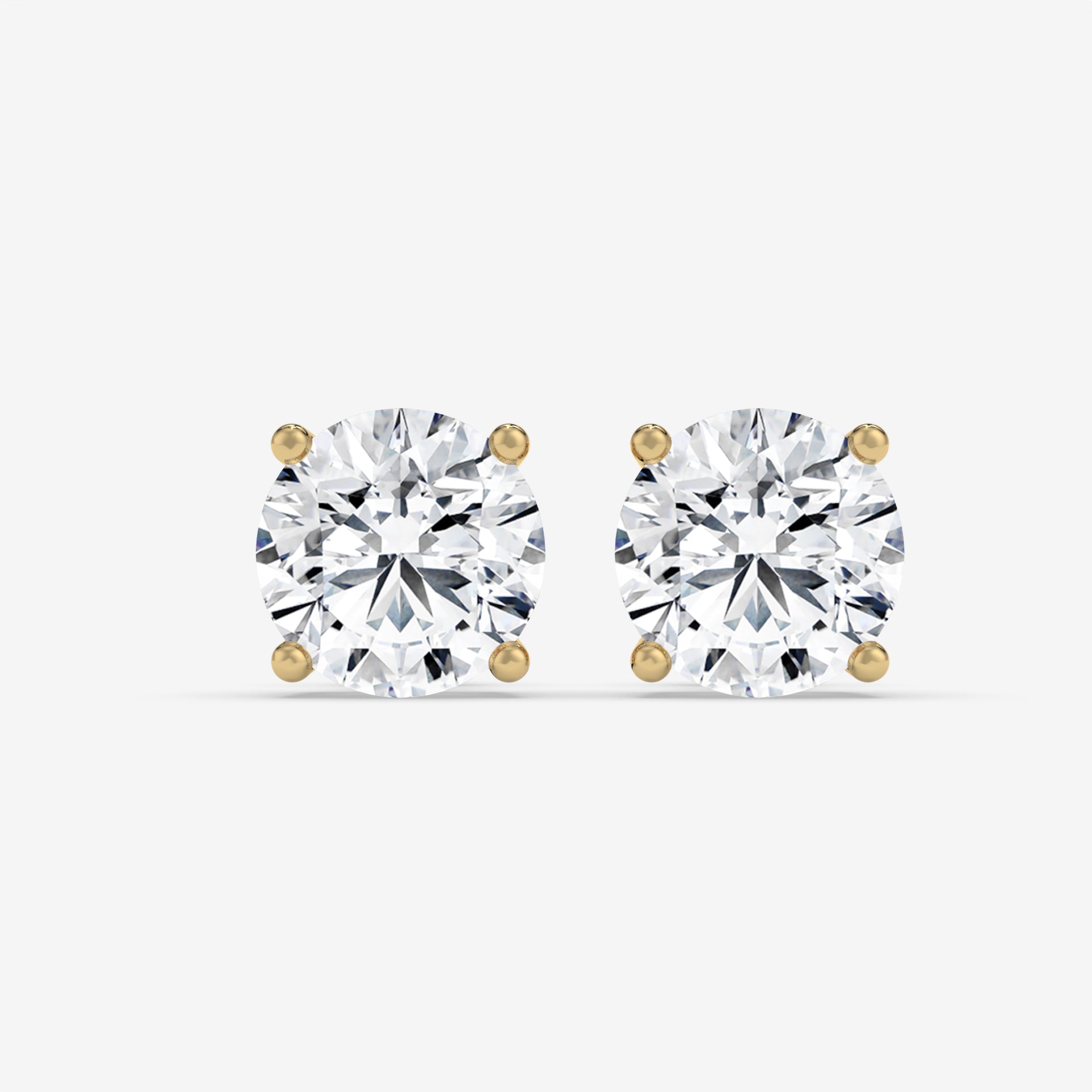 Classic Round Diamond Stud Earrings in 14K Yellow Gold
